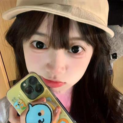 男人与婴儿海报